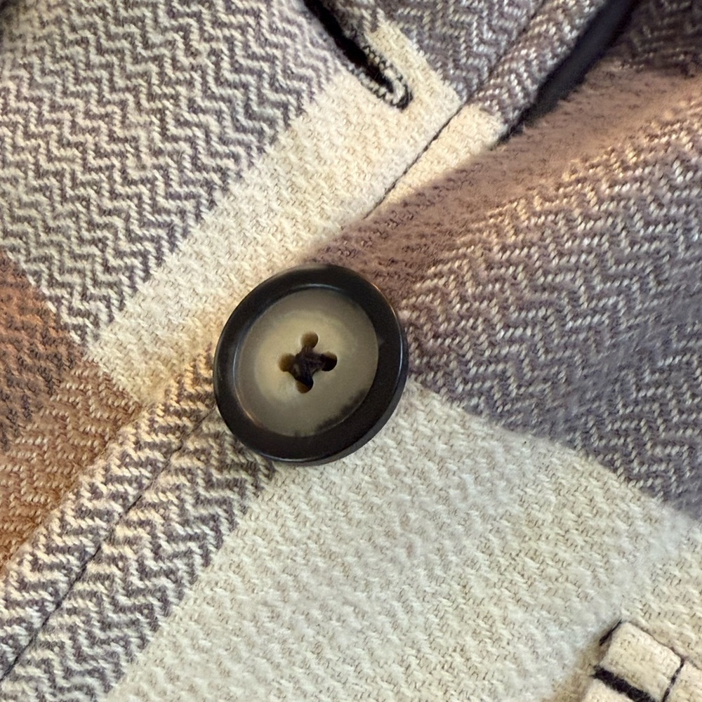 Plaid Button-Up Jacket - Picture 5 of 7